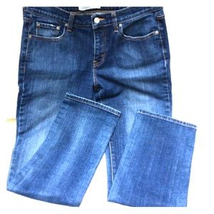 Levi’s mid-rise straight leg blue jeans